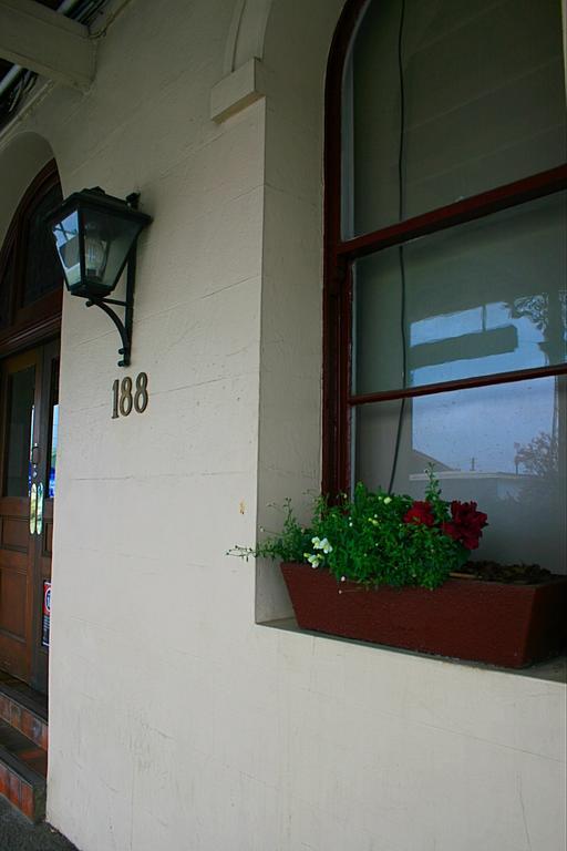 Southern Railway Hotel Гоулбёрн Экстерьер фото